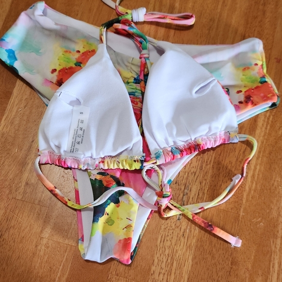 Triangle bikini swimsuit.  with front lace. Size S. - Picture 11 of 16